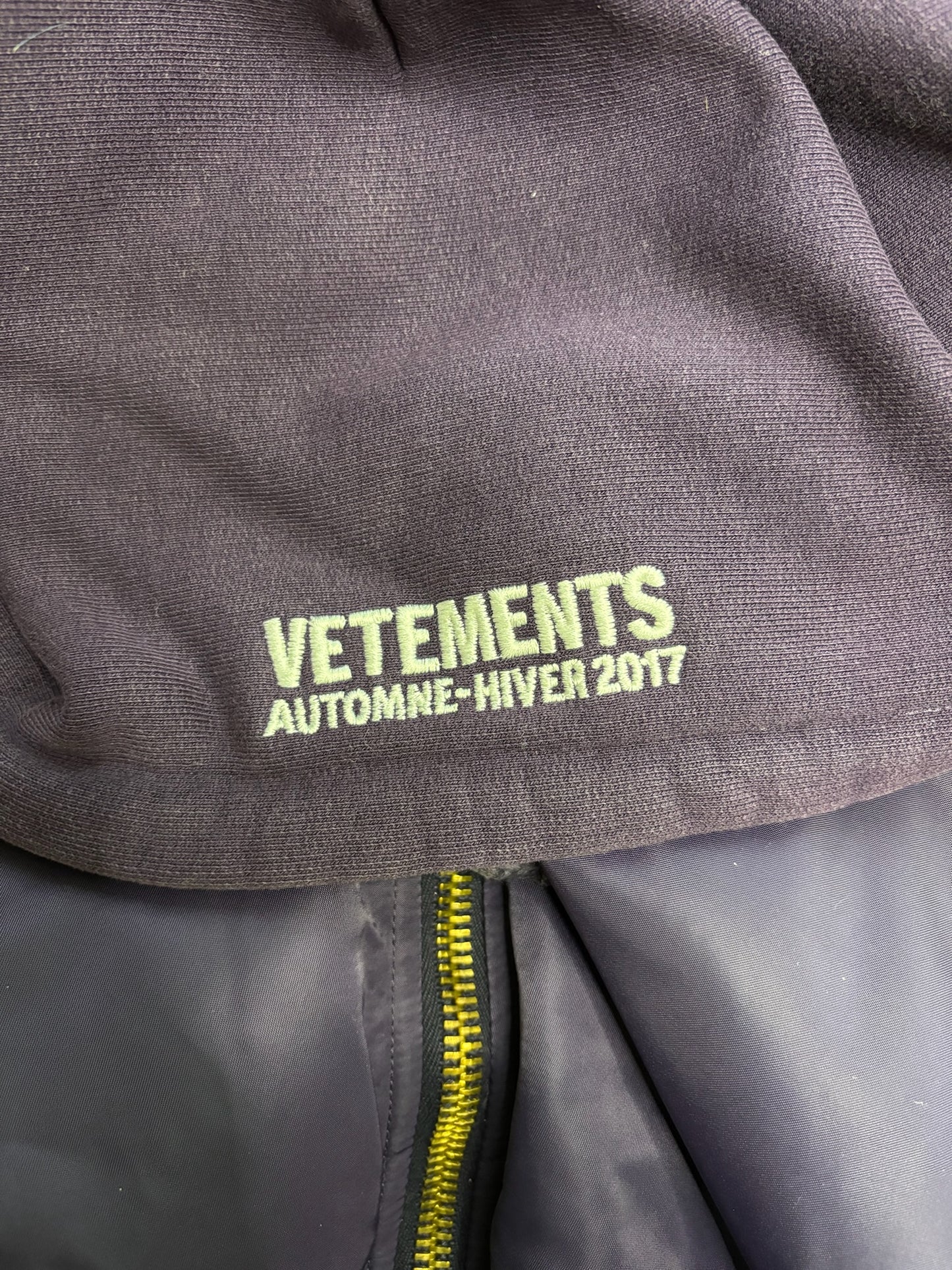 Vetements TFD bombers
