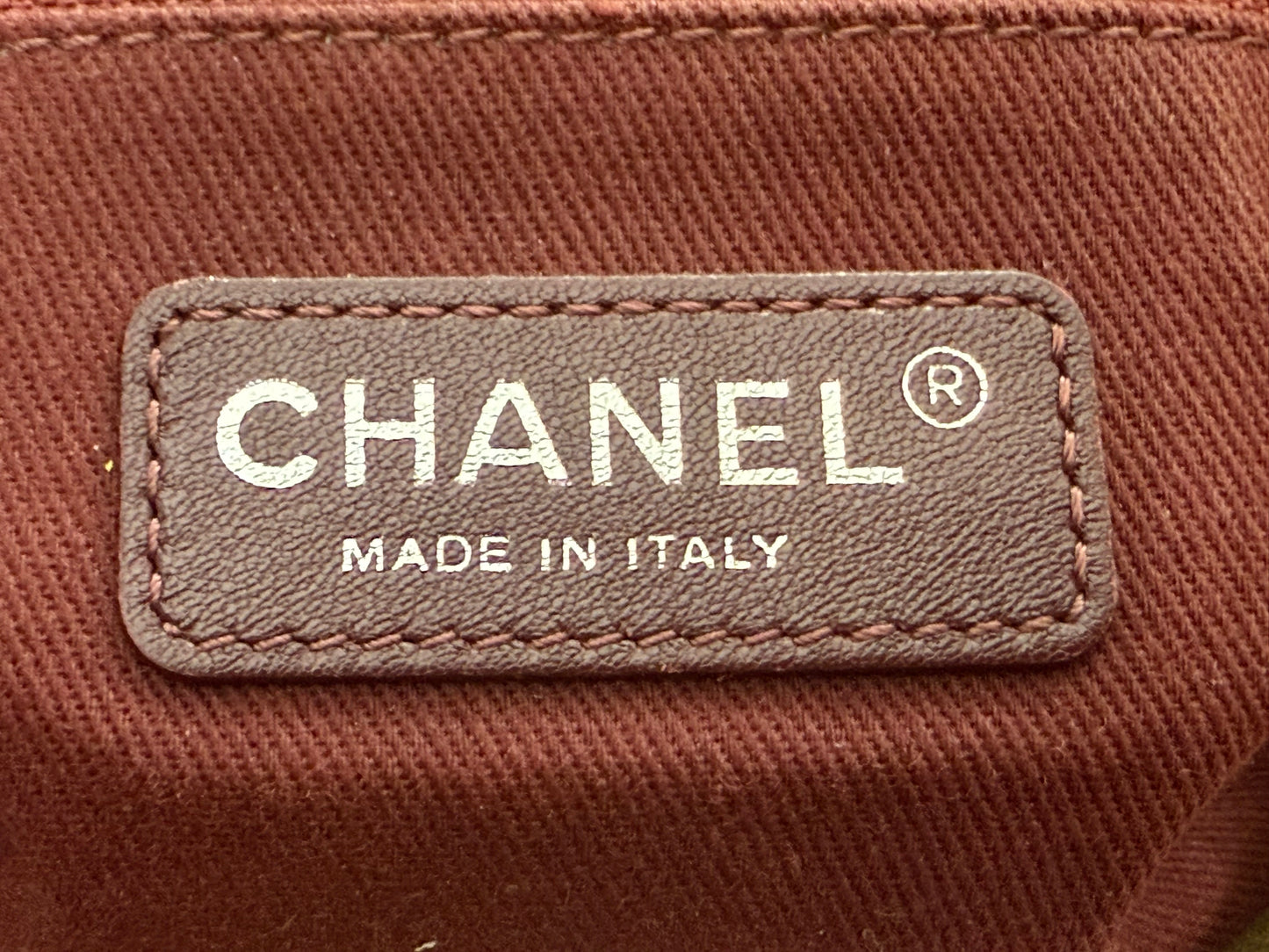 Chanel on the pavements graffiti messenger bag