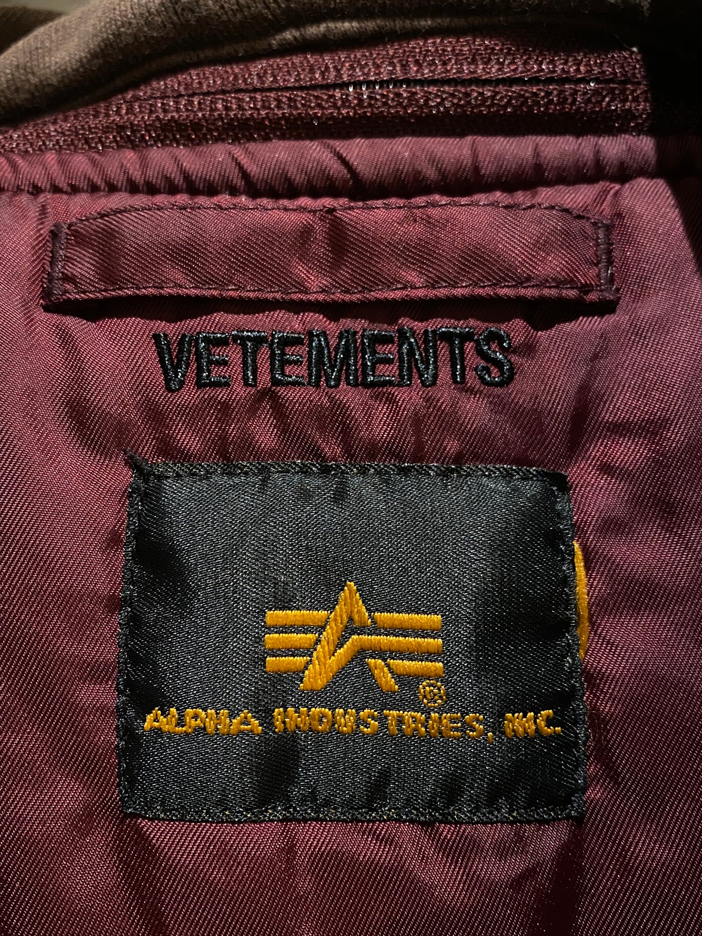 Vetements SS17 Reversible bomber jacket Alpha industries