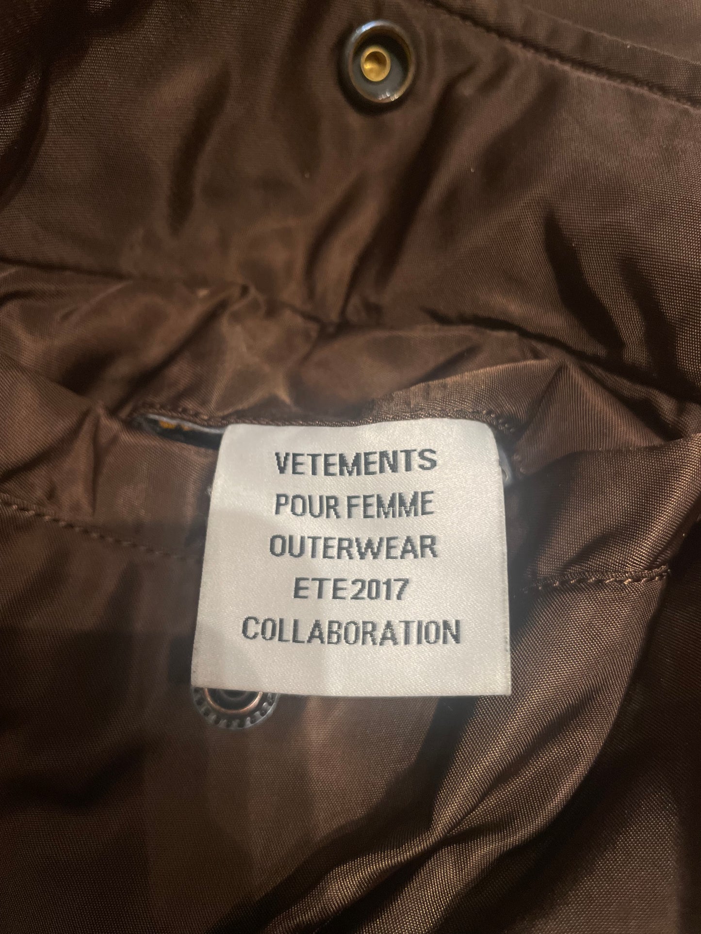 Vetements SS17 Reversible bomber jacket Alpha industries