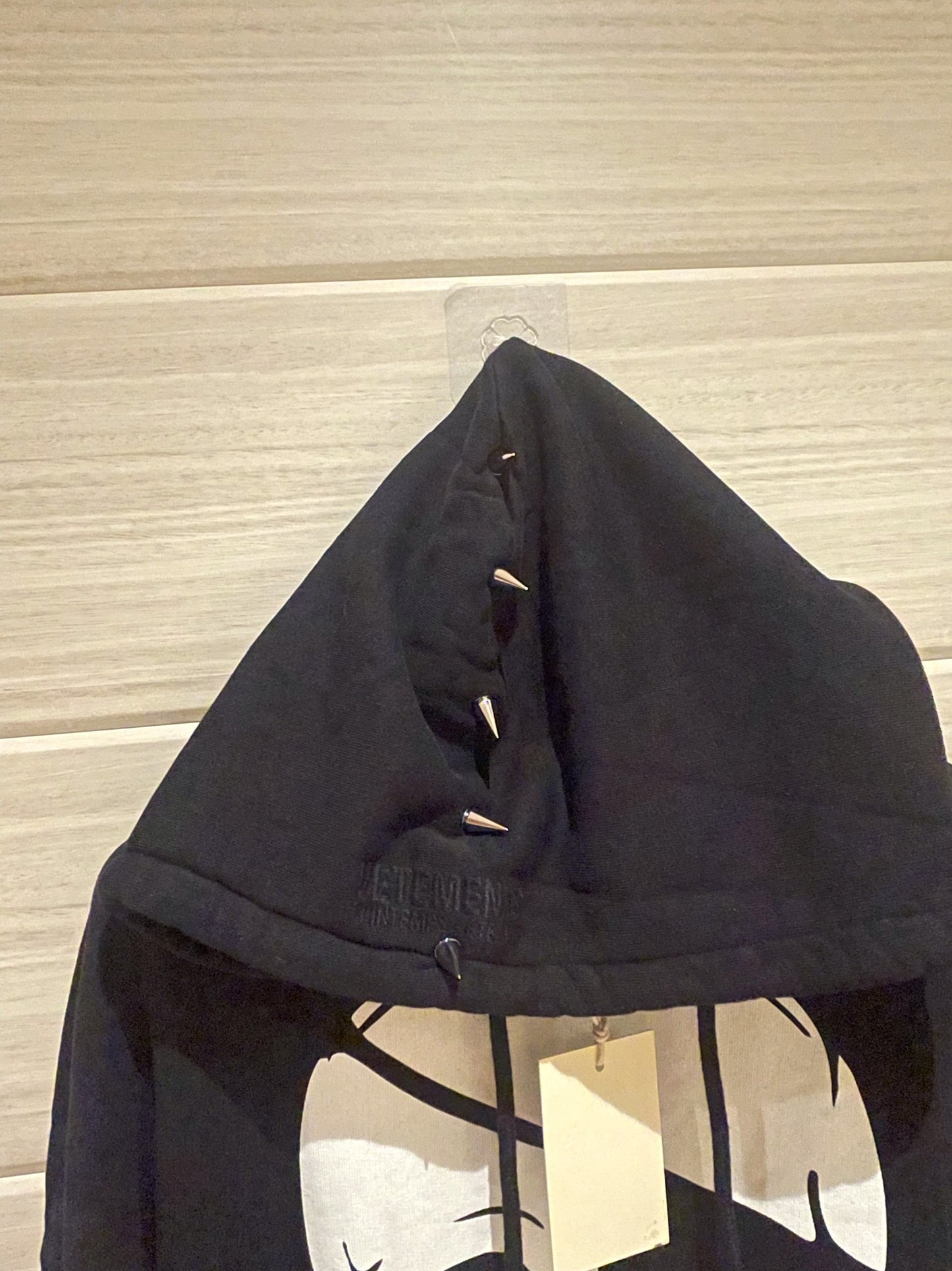 Vetements FW19 skull spikes hoodie