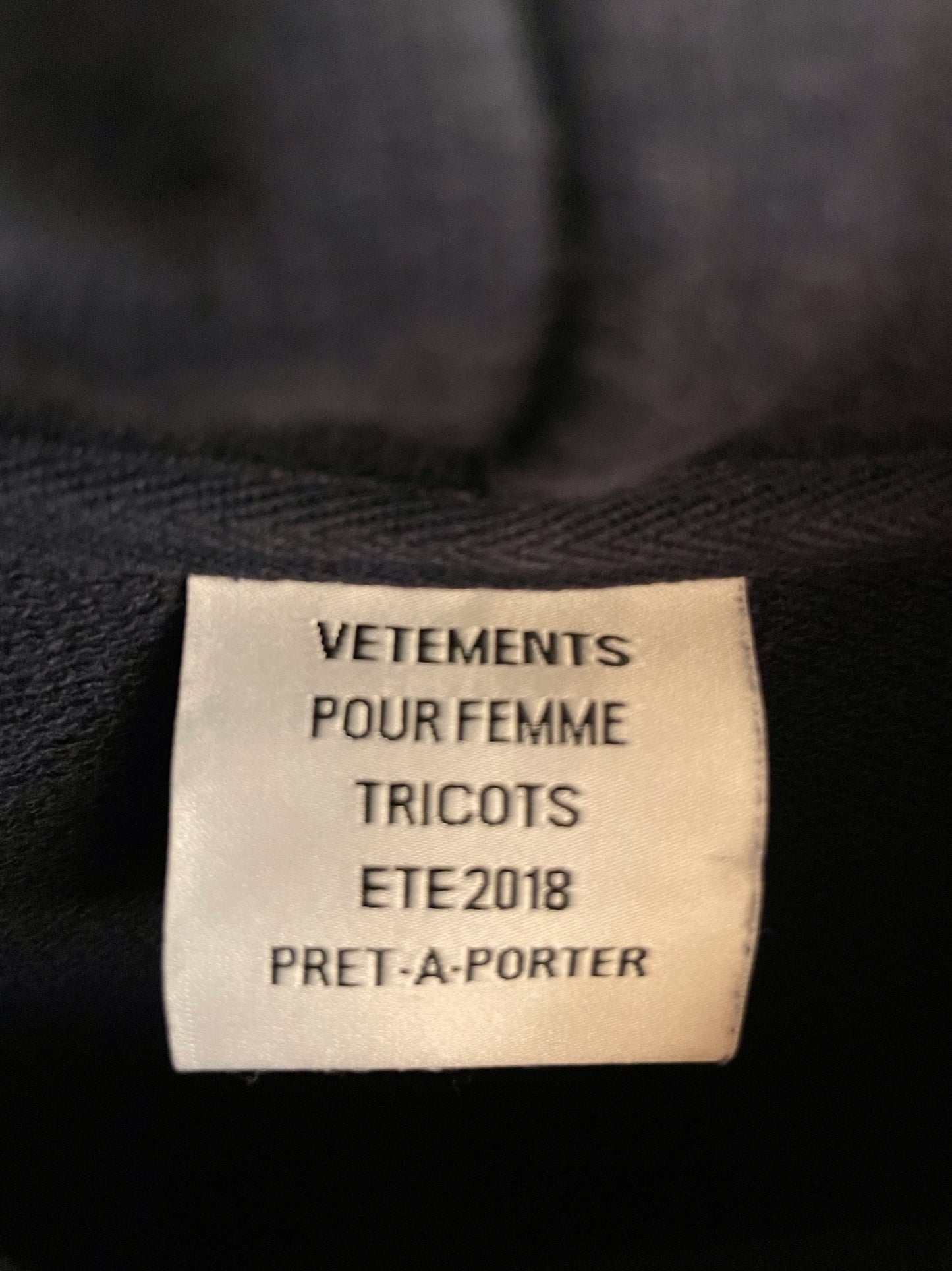 Vetements FW18 limited unicorn hoodie