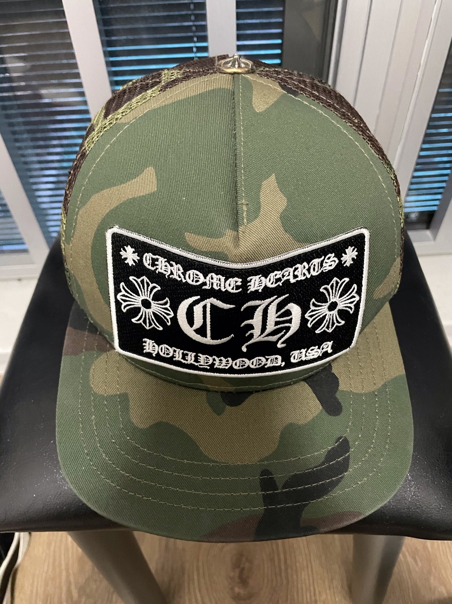 Chrome Hearts CH logo Trucker hat