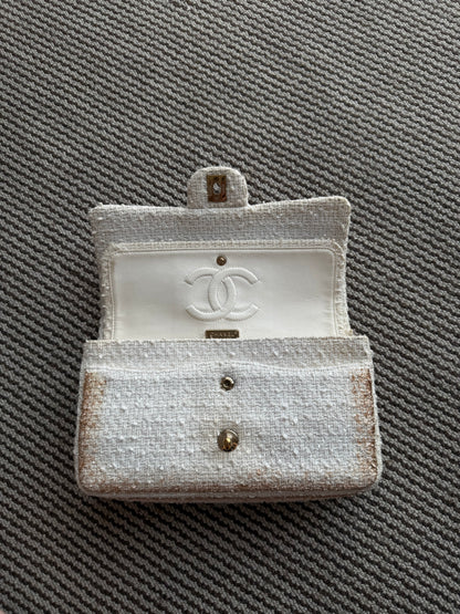 Chanel 2019 Tweed Classic Flap medium Bag