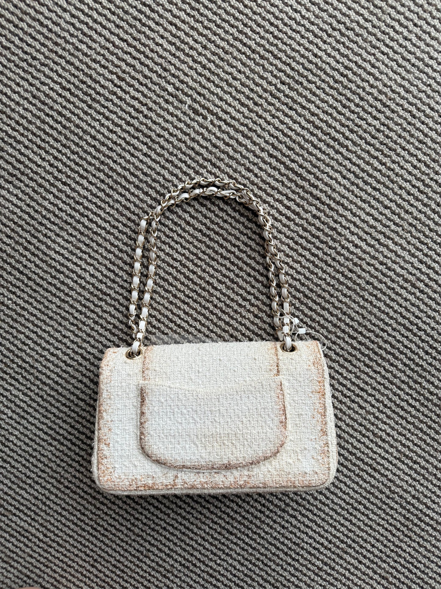 Chanel 2019 Tweed Classic Flap medium Bag
