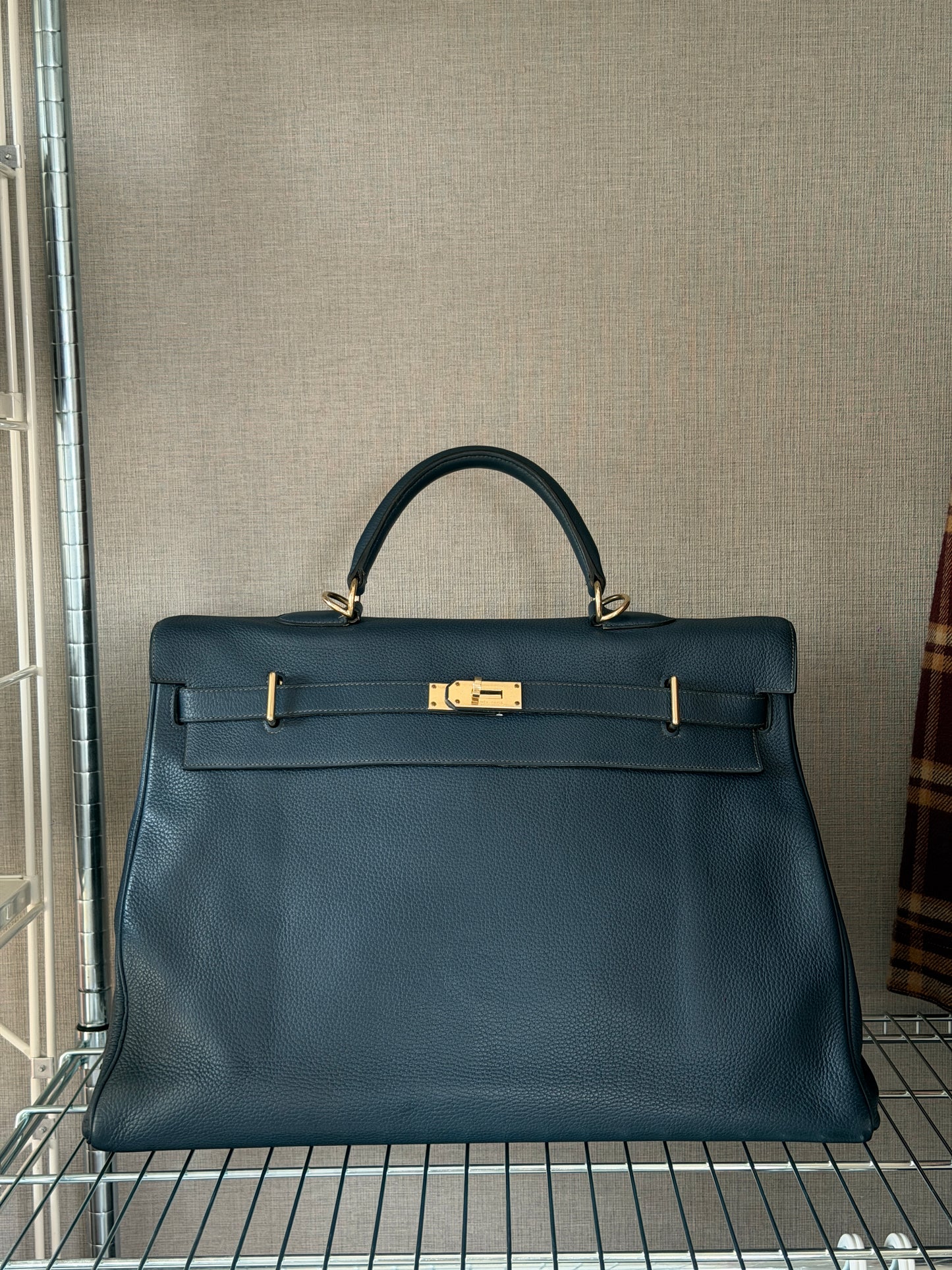 Hermes Bleu Nuit Kelly Voyage 50 Gold Hardware Handbag