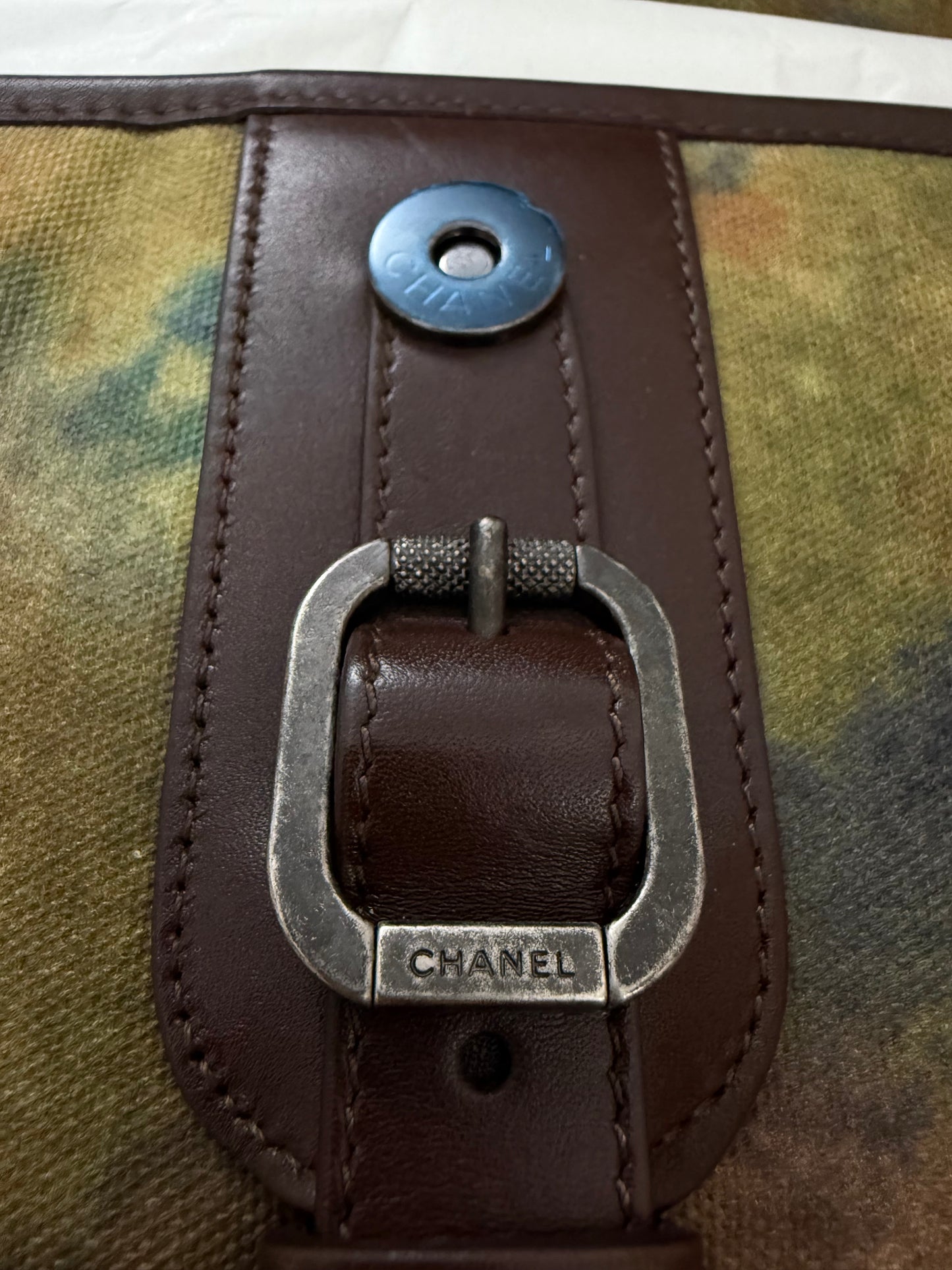 Chanel 15S Graffiti On The Pavements Messenger bag