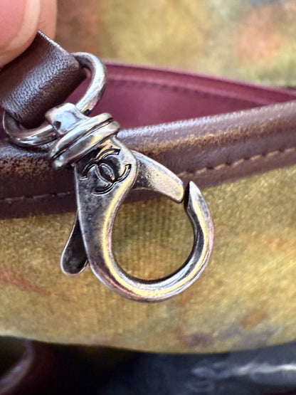 Chanel 15S graffiti on the pavements messenger bag