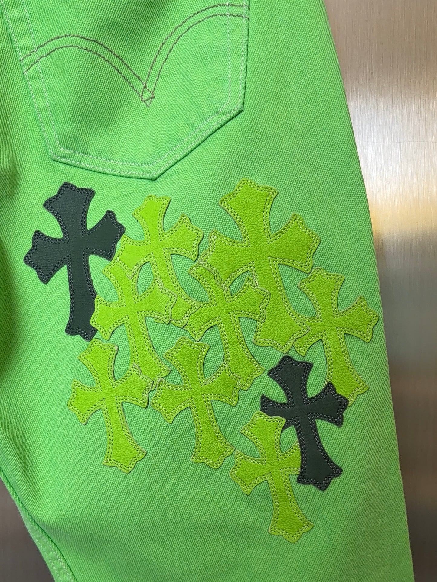 Chrome Hearts 2025 Levi’s 501 Neon Green & Black flooded Cross Patches Jeans