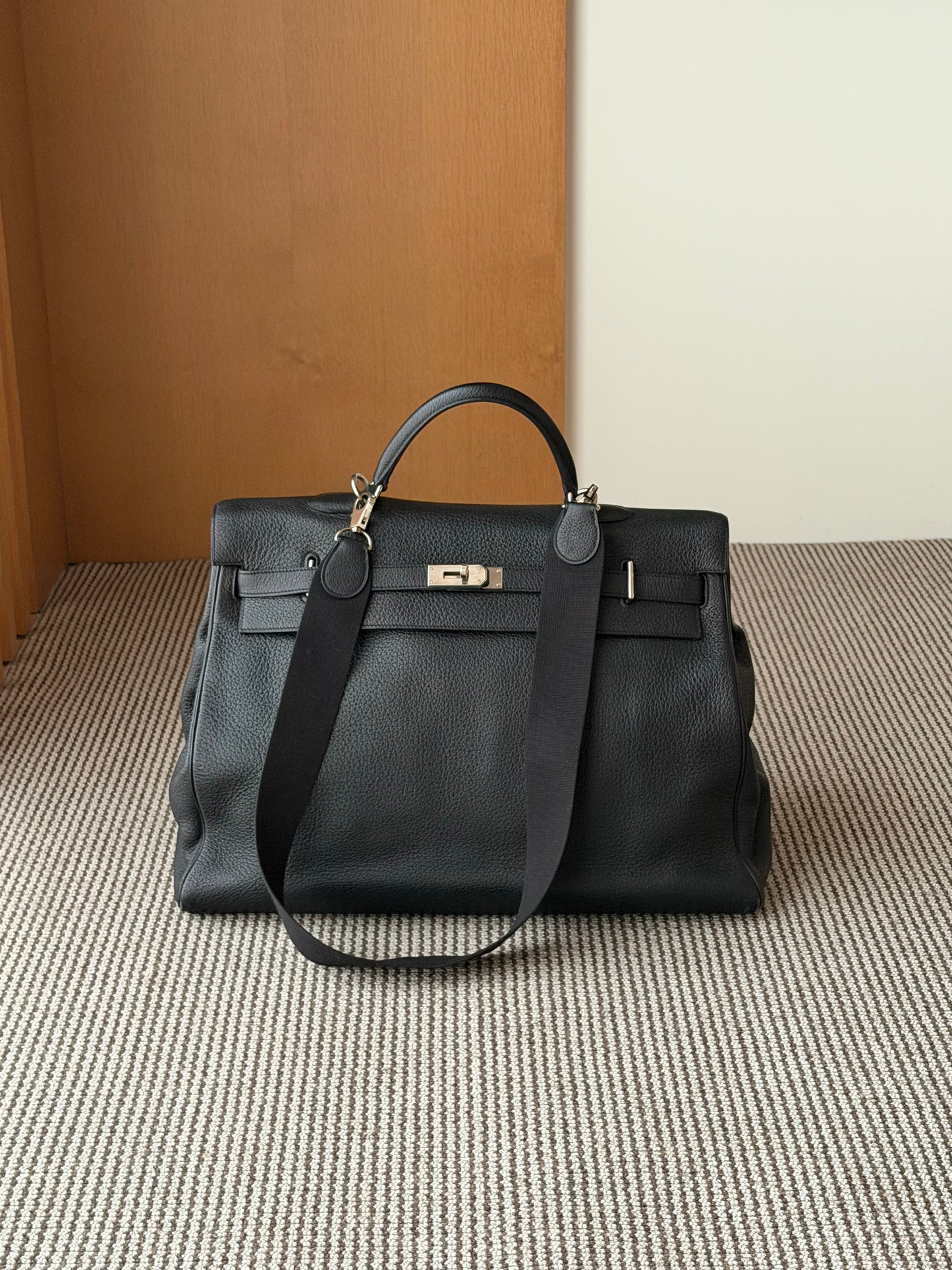 Hermes Kelly 50 Black Taurillon Clemence Leather Palladium Hardware Handbag