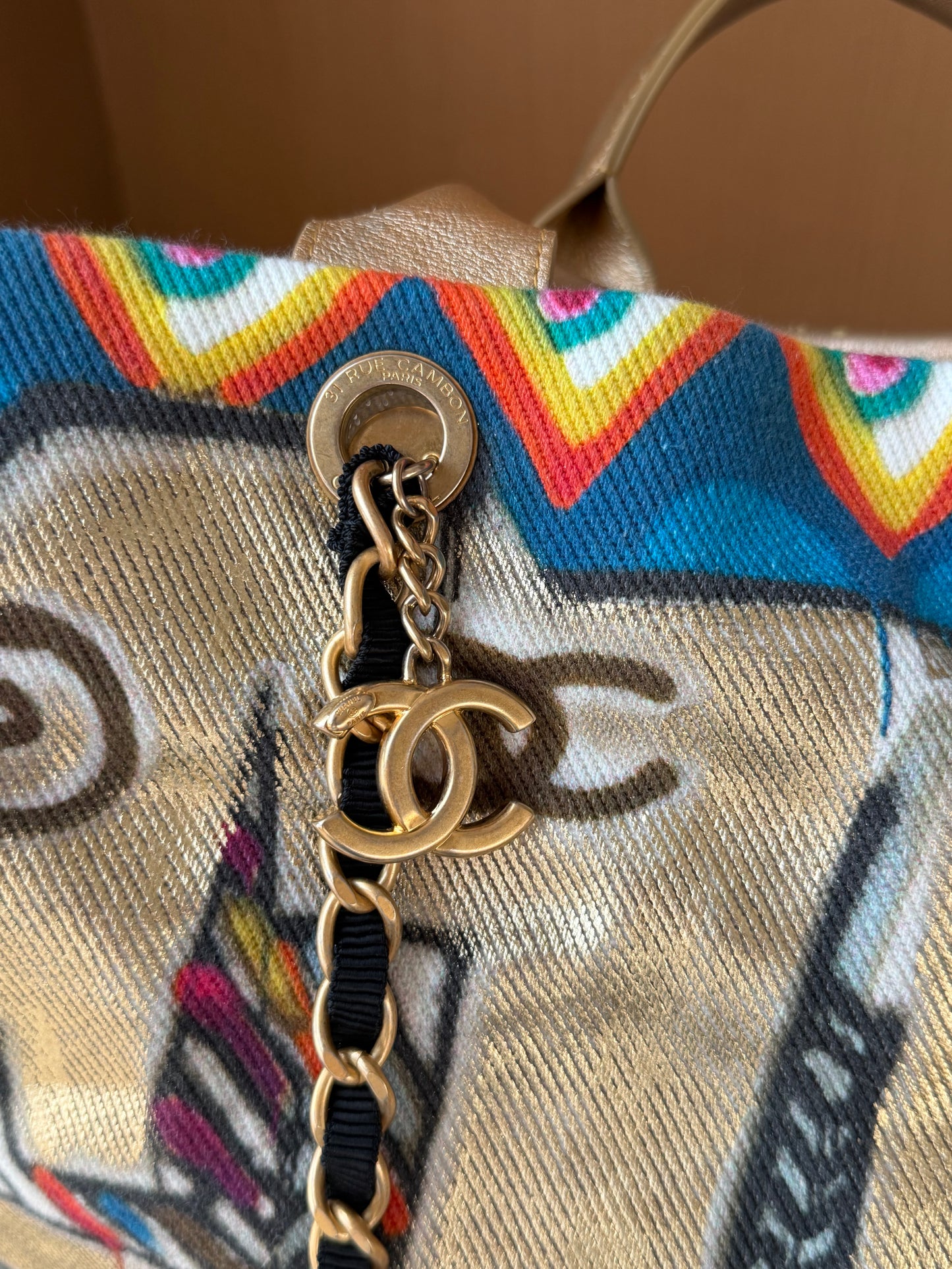 Chanel 2019 Paris-Egypt graffiti tote bag