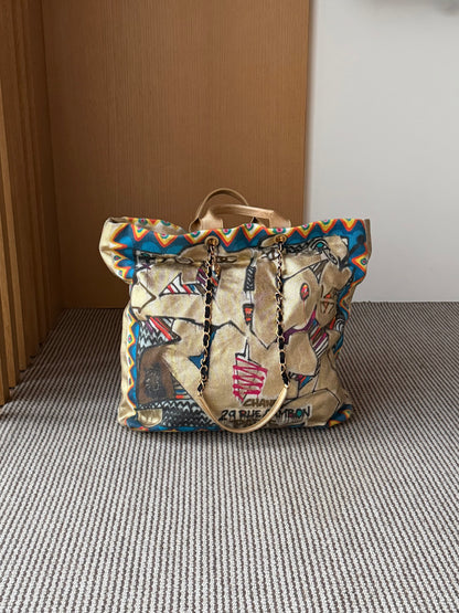 Chanel 2019 Paris-Egypt graffiti tote bag