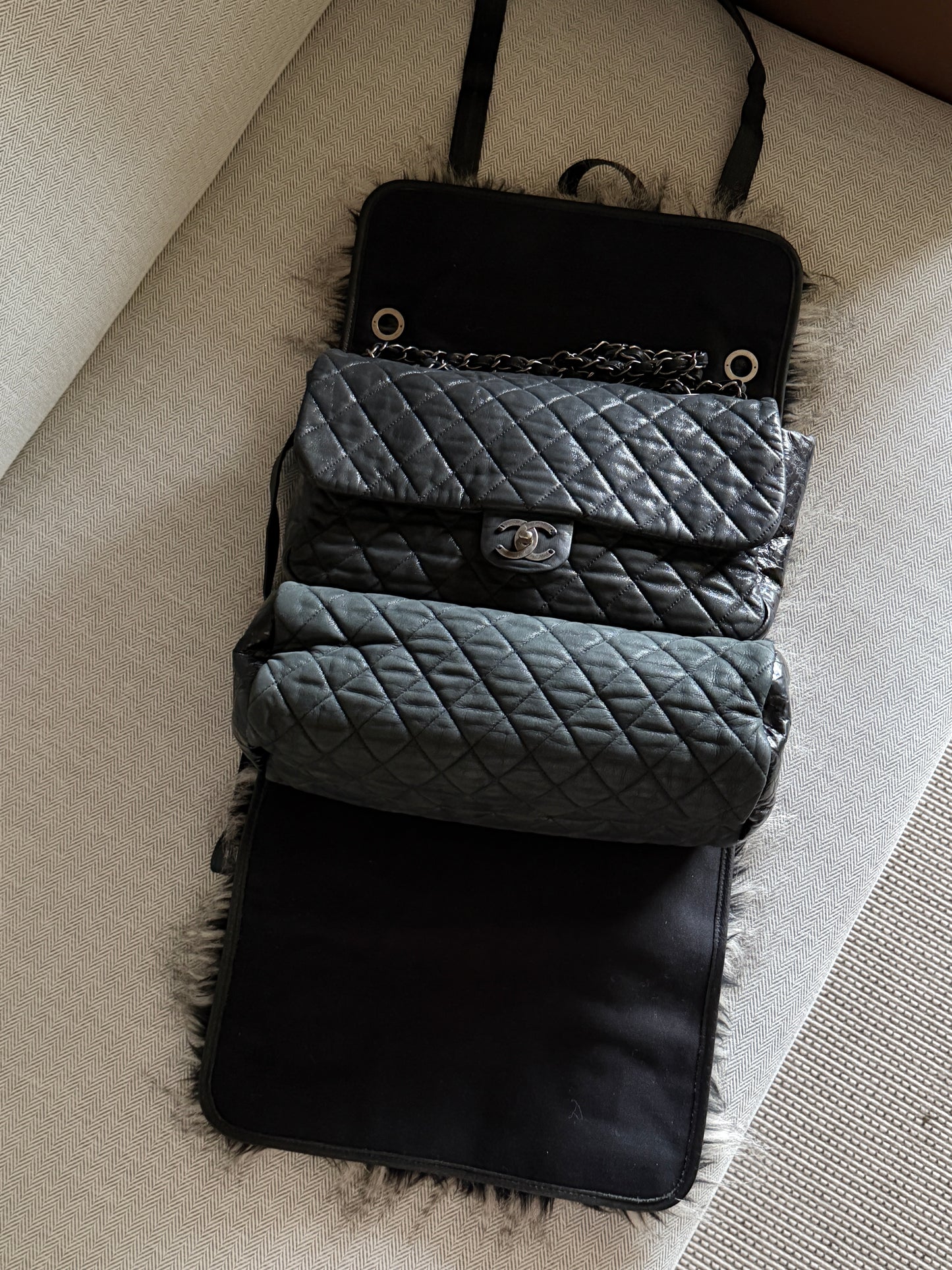 Chanel RARE 2010 AW Icebergs RTW Fantasy Furs Backpack