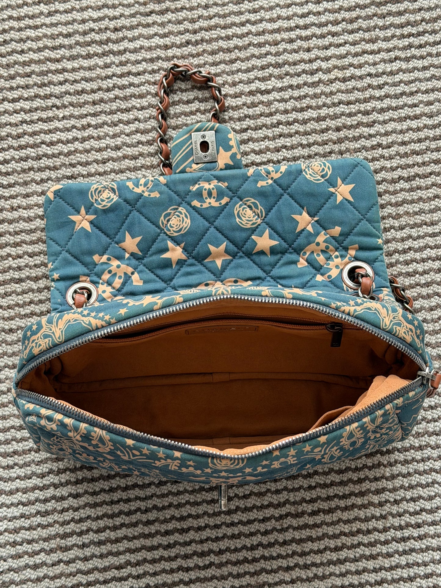 Chanel 2014 Paris Dallas Metiers D’art Bandana Medium Classic Flap