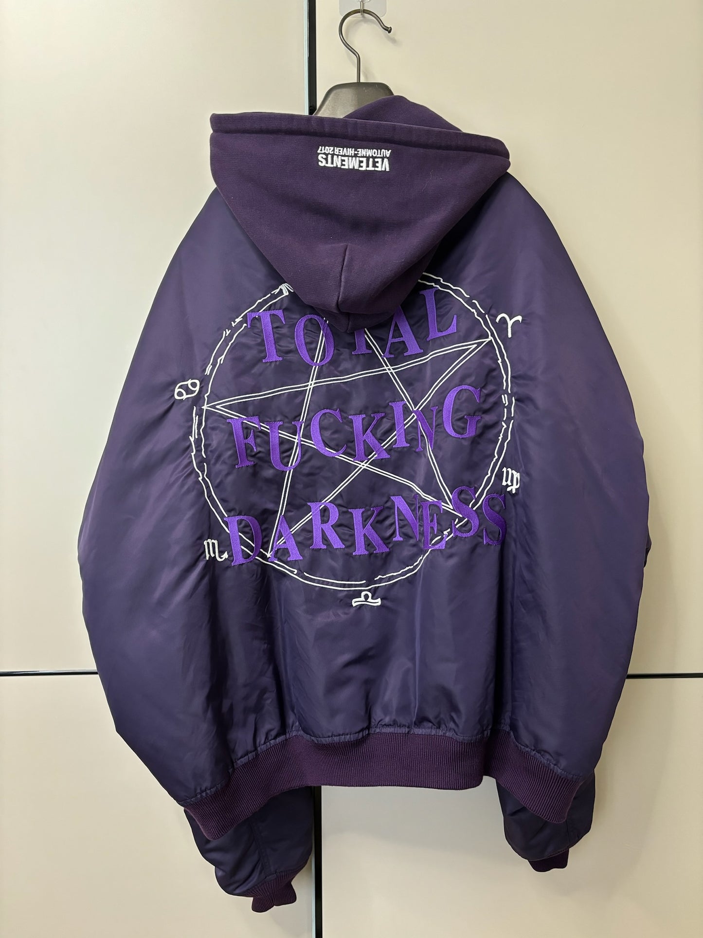 Vetements TFD bombers