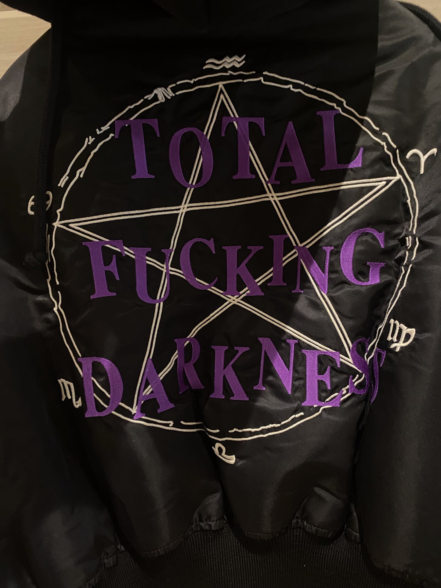 Vetements FW17 TFD cropped bomber